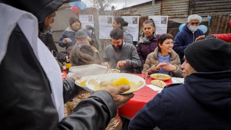 Mayra Mendoza en Bernal Oeste: “Vinimos a gobernar para los que más lo necesitan”